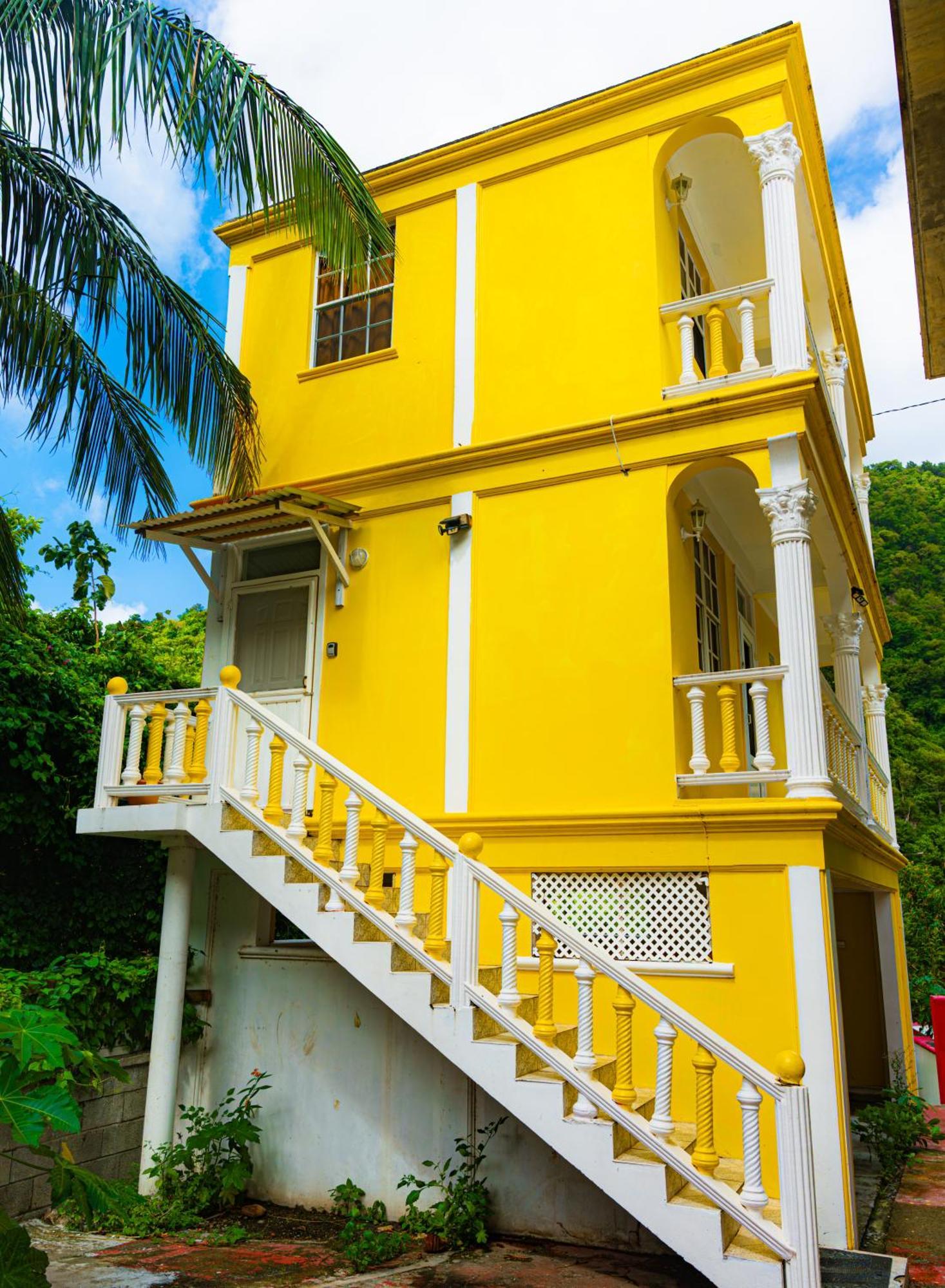 Rainbow Heights Apartment, Soufriere Kültér fotó